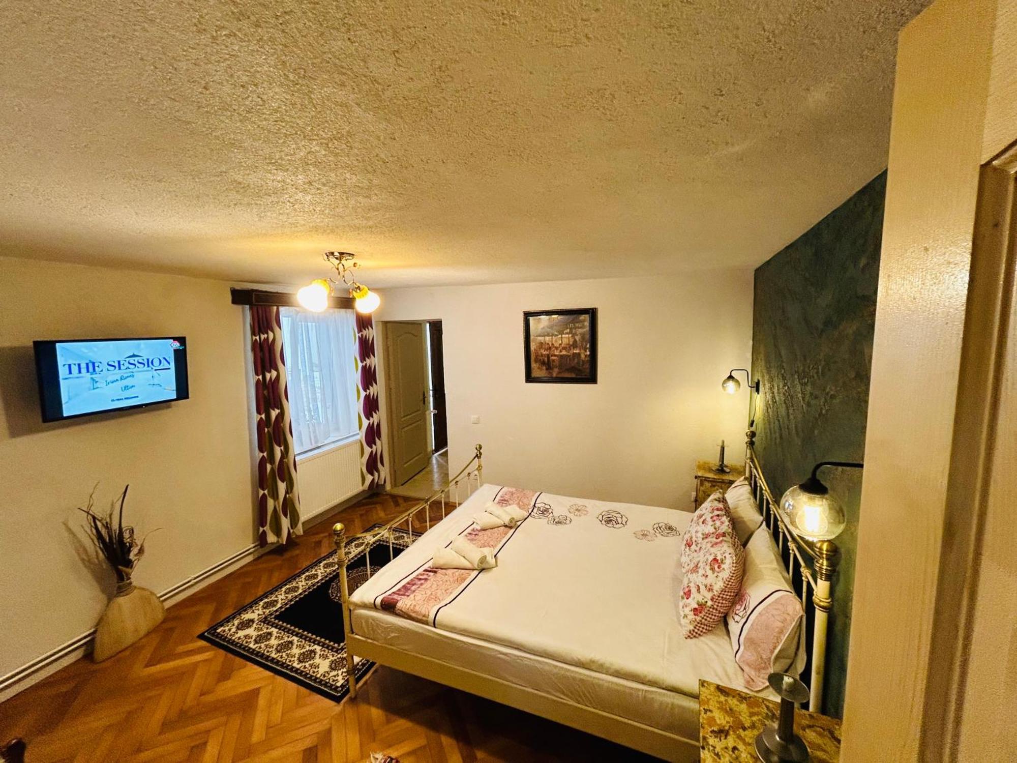 Апартаменты T4House Сигишоара Экстерьер фото